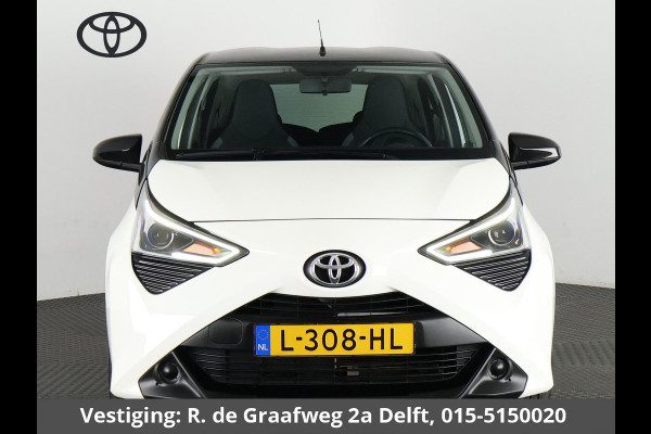 Toyota Aygo 1.0 VVT-i X-Play Bi-Tone | Apple Carplay & AndroidAUTO | Camera | Privacy Glass |