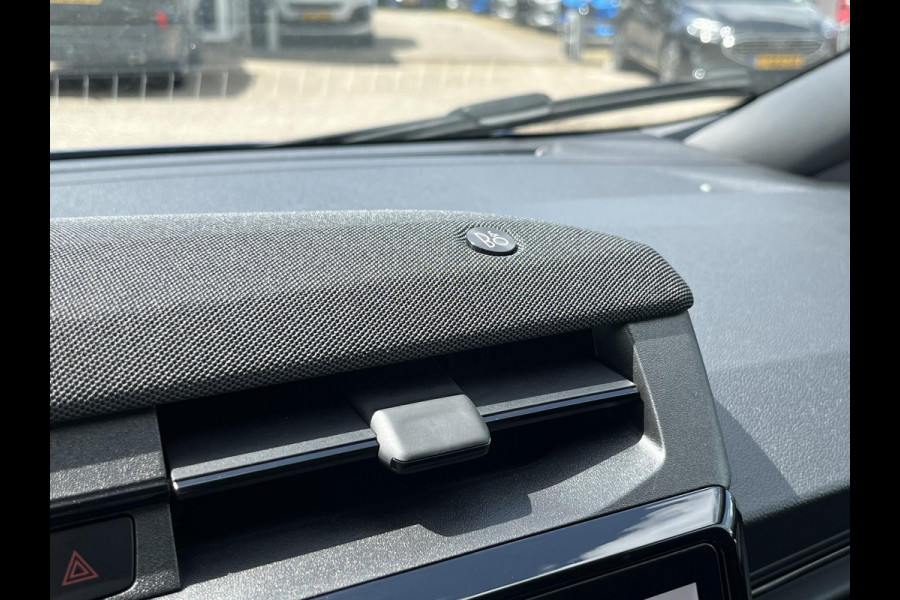 Ford Puma 1.0 EcoBoost Hybrid ST-Line X 155pk Automaat | Panoramadak | Afneembare trekhaak | Winter Pack | Adaptive cruise control | 360 graden camera | Bang&Olufsen | Elektrsiche achterklep | Matrix LED