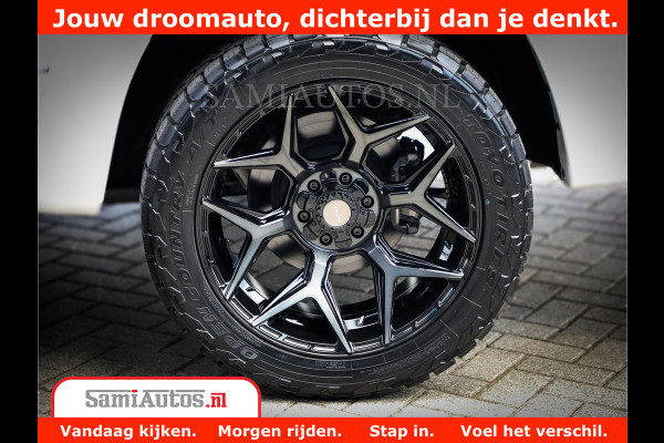 Dodge Ram 1500 Limited Night | 5.7 V8 Hemi Full Option | Comfortabele Dubbele Cabine met Royale 5 Zitplaatsen | De Meest Luxe en Volle Pick-Up in zijn Klasse | BPM vrij | Nu Leverbaar uit Voorraad | Voorraad Nr v45lpr