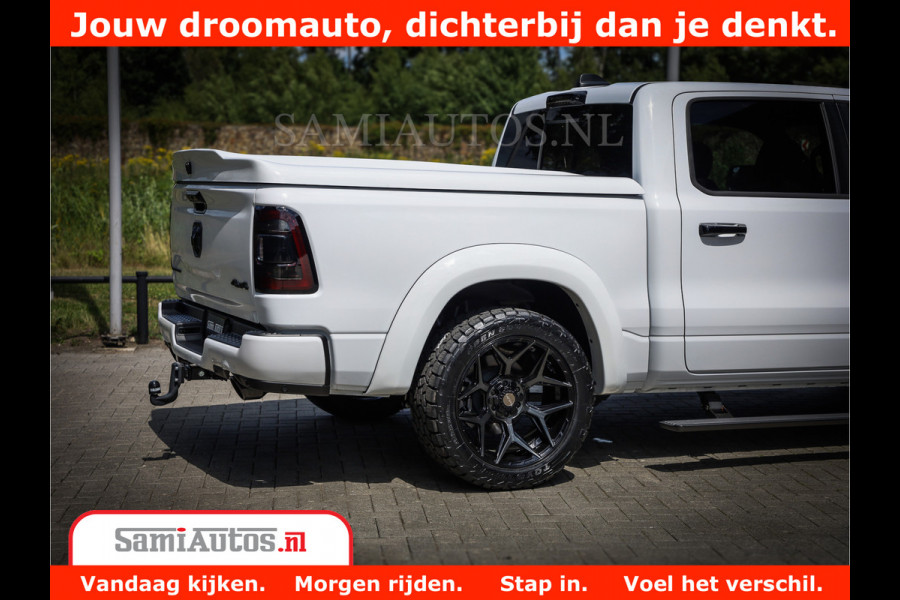 Dodge Ram 1500 Limited Night | 5.7 V8 Hemi Full Option | Comfortabele Dubbele Cabine met Royale 5 Zitplaatsen | De Meest Luxe en Volle Pick-Up in zijn Klasse | BPM vrij | Nu Leverbaar uit Voorraad | Voorraad Nr v45lpr