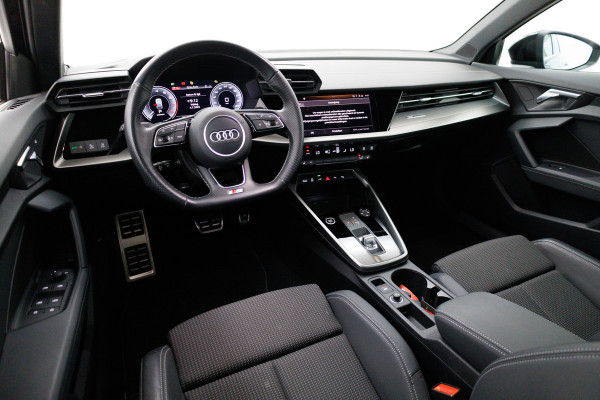 Audi A3 Sportback 40 TFSI e 204 PK Advanced edition | S-Line interieur | Stoelverw. | Adap. cruise | Draadloze tel. lader, Navigatie, App. connect, Camera