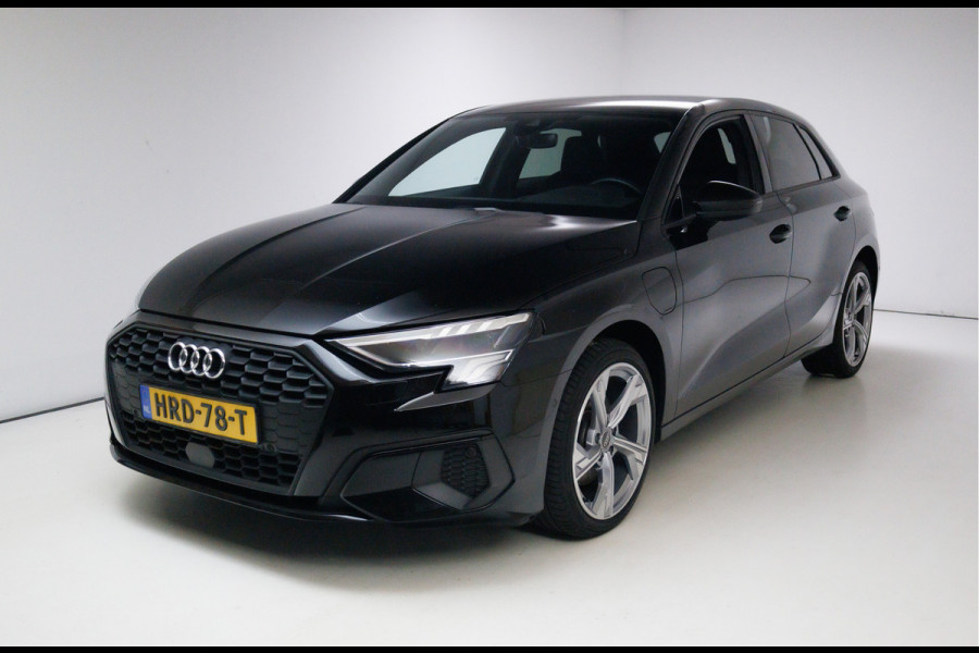 Audi A3 Sportback 40 TFSI e 204 PK Advanced edition | S-Line interieur | Stoelverw. | Adap. cruise | Draadloze tel. lader, Navigatie, App. connect, Camera