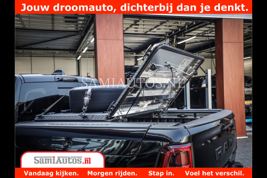 Dodge Ram 1500 Limited Night H.O 540HP 706Nm | Massage + Full Option | De Meest Luxe en Volle Pick-Up in zijn Klasse | Comfortabele Dubbele Cabine met Royale 5 Zitplaatsen | BPM vrij | Nu Leverbaar uit Voorraad | Voorraad Nr 2370 - 5411