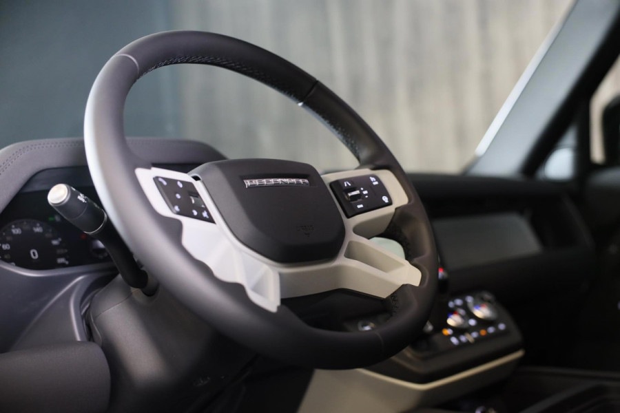 Land Rover Defender 2.0 P300e 110 X-DYNAMIC SE / AUT / 360 Camera / Leder / Apple Carplay / Open Panoramadak / Head Up / Memory