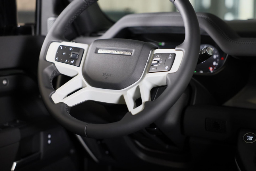 Land Rover Defender 2.0 P300e 110 X-DYNAMIC SE / AUT / 360 Camera / Leder / Apple Carplay / Open Panoramadak / Head Up / Memory