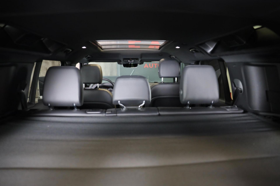 Land Rover Defender 2.0 P300e 110 X-DYNAMIC SE / AUT / 360 Camera / Leder / Apple Carplay / Open Panoramadak / Head Up / Memory