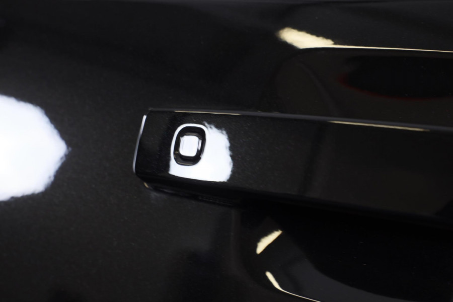 Land Rover Defender 2.0 P300e 110 X-DYNAMIC SE / AUT / 360 Camera / Leder / Apple Carplay / Open Panoramadak / Head Up / Memory