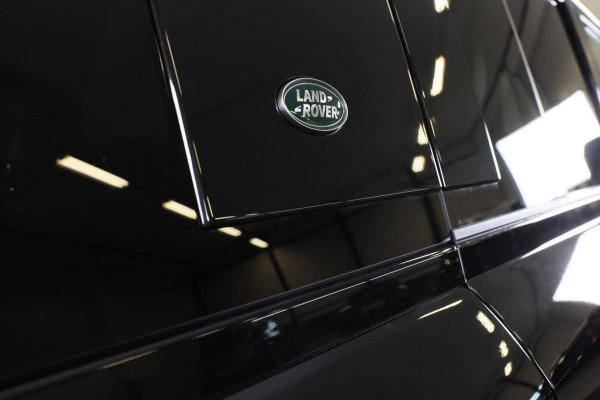 Land Rover Defender 2.0 P300e 110 X-DYNAMIC SE / AUT / 360 Camera / Leder / Apple Carplay / Open Panoramadak / Head Up / Memory
