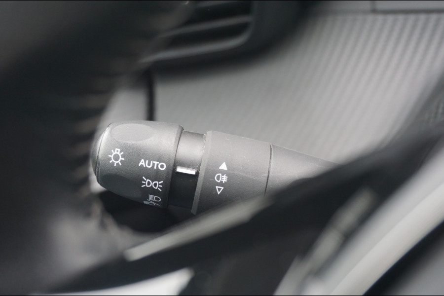 Peugeot 208 Active | AIRCO | CRUISE | CARPLAY | FULL-LED | NETTE AUTO!