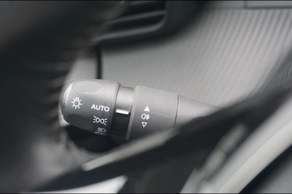 Peugeot 208 Active | AIRCO | CRUISE | CARPLAY | FULL-LED | NETTE AUTO!