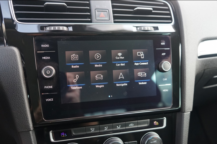 Volkswagen Golf 1.5 TSI Highline R-Line 150PK