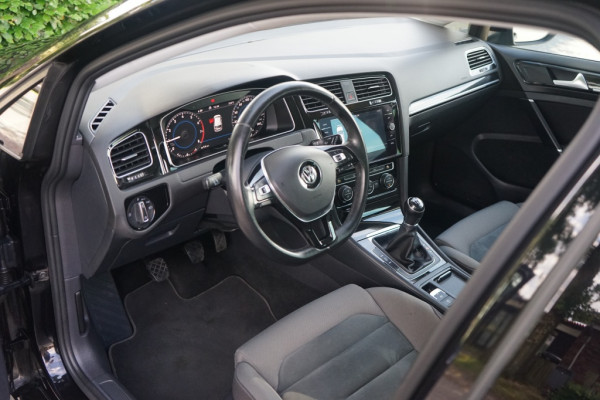 Volkswagen Golf 1.5 TSI Highline R-Line 150PK