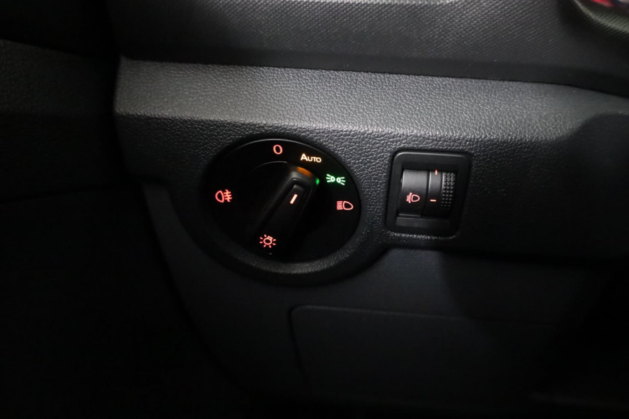 Volkswagen T-Cross 1.0 TSI 95pk 5bak| parksensors| dodehoekspiegel| airco|