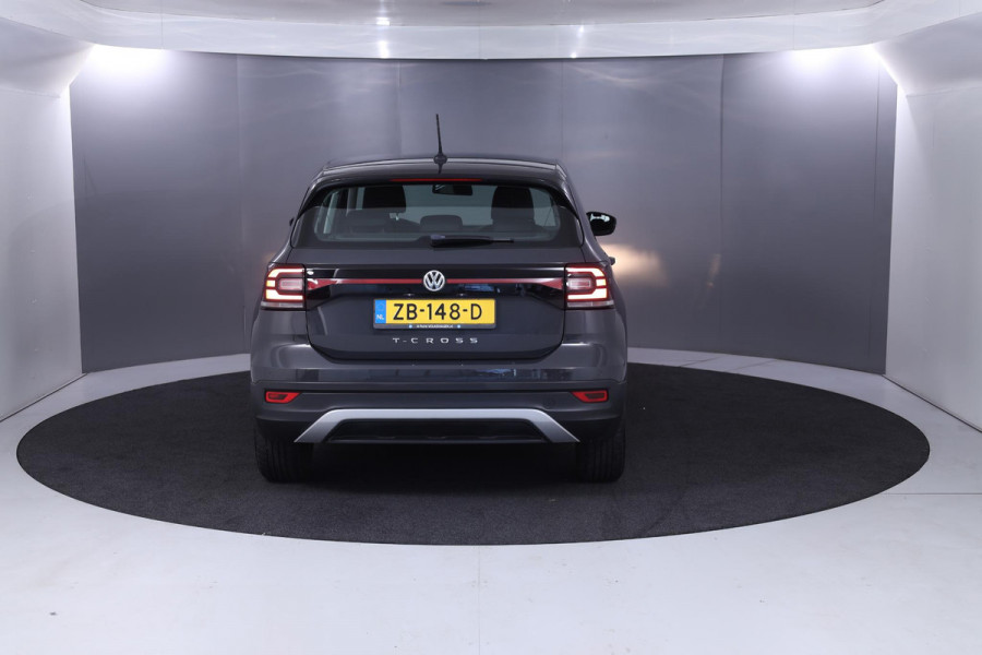Volkswagen T-Cross 1.0 TSI 95pk 5bak| parksensors| dodehoekspiegel| airco|