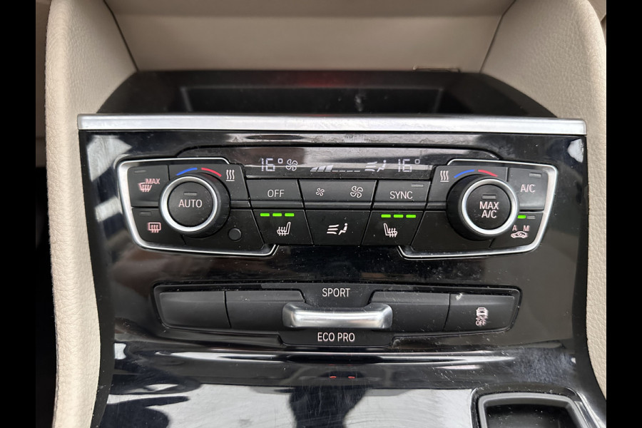 BMW 2 Serie Gran Tourer 218D High Executive Luxury-Line 7-Pers Aut. *PANO | NAVI-FULLMAP | LUXURY-LEATHER | FULL-LED | ECC | KEYLESS | HEATED-COMFORTSEATS | SHIFT-PADDLES | AMBIENT-LIGHT | CAMERA | HEAD UP | PDC | TOWBAR | 17"ALU*