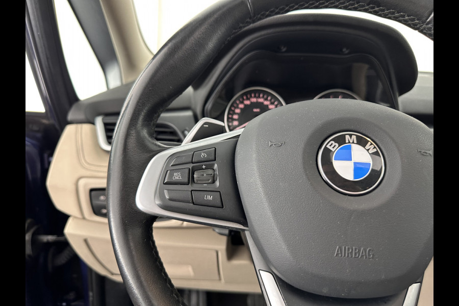 BMW 2 Serie Gran Tourer 218D High Executive Luxury-Line 7-Pers Aut. *PANO | NAVI-FULLMAP | LUXURY-LEATHER | FULL-LED | ECC | KEYLESS | HEATED-COMFORTSEATS | SHIFT-PADDLES | AMBIENT-LIGHT | CAMERA | HEAD UP | PDC | TOWBAR | 17"ALU*
