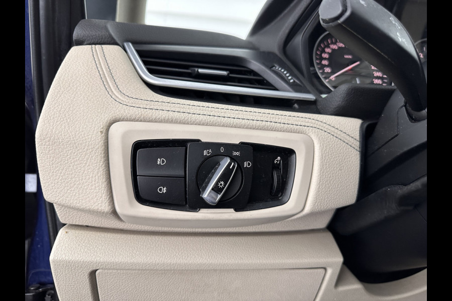 BMW 2 Serie Gran Tourer 218D High Executive Luxury-Line 7-Pers Aut. *PANO | NAVI-FULLMAP | LUXURY-LEATHER | FULL-LED | ECC | KEYLESS | HEATED-COMFORTSEATS | SHIFT-PADDLES | AMBIENT-LIGHT | CAMERA | HEAD UP | PDC | TOWBAR | 17"ALU*