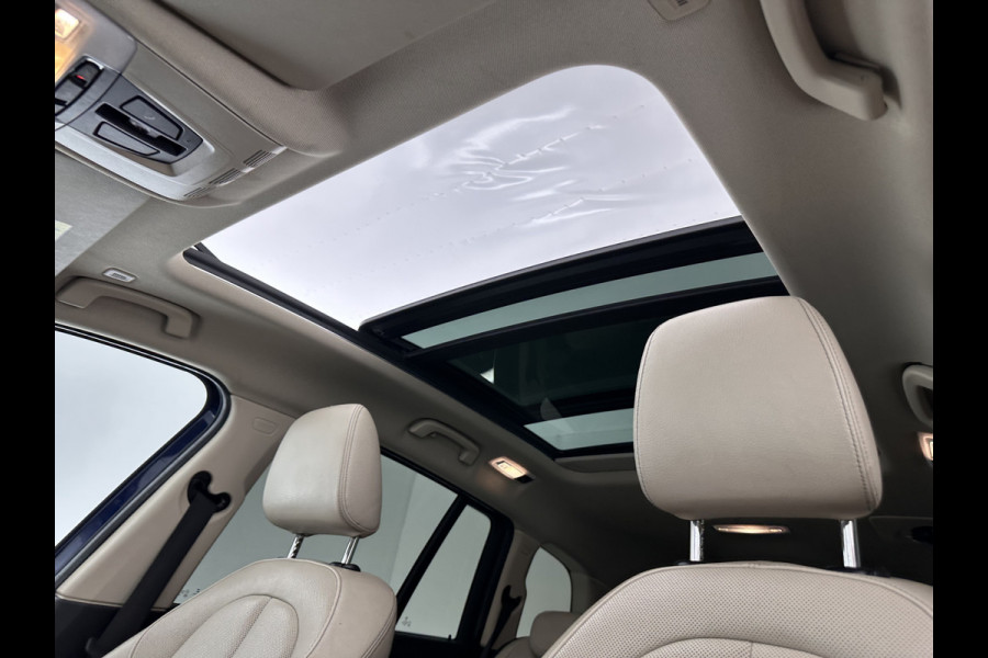 BMW 2 Serie Gran Tourer 218D High Executive Luxury-Line 7-Pers Aut. *PANO | NAVI-FULLMAP | LUXURY-LEATHER | FULL-LED | ECC | KEYLESS | HEATED-COMFORTSEATS | SHIFT-PADDLES | AMBIENT-LIGHT | CAMERA | HEAD UP | PDC | TOWBAR | 17"ALU*