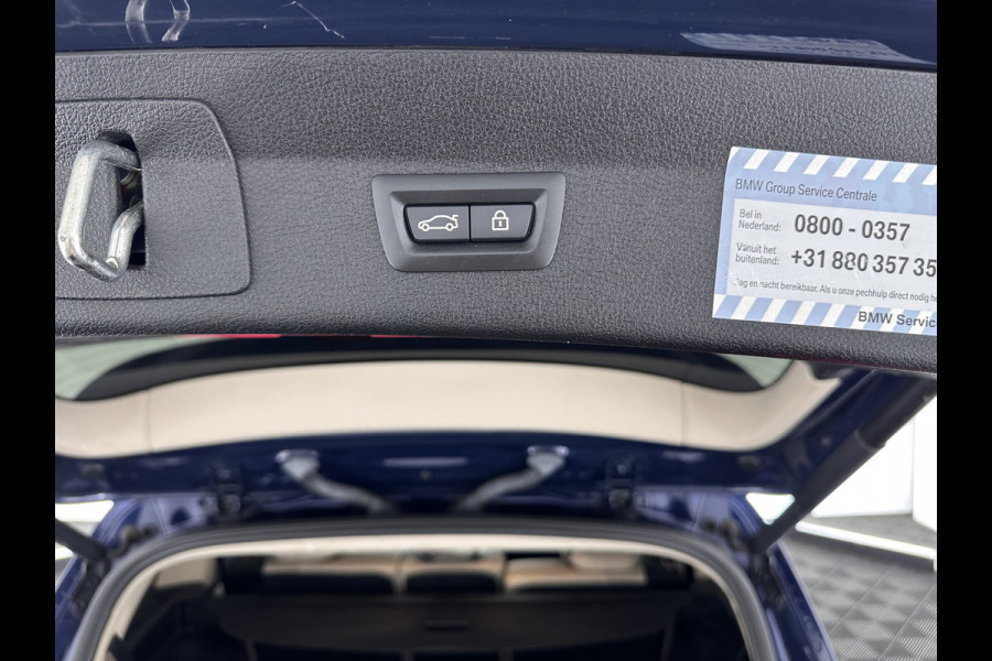 BMW 2 Serie Gran Tourer 218D High Executive Luxury-Line 7-Pers Aut. *PANO | NAVI-FULLMAP | LUXURY-LEATHER | FULL-LED | ECC | KEYLESS | HEATED-COMFORTSEATS | SHIFT-PADDLES | AMBIENT-LIGHT | CAMERA | HEAD UP | PDC | TOWBAR | 17"ALU*