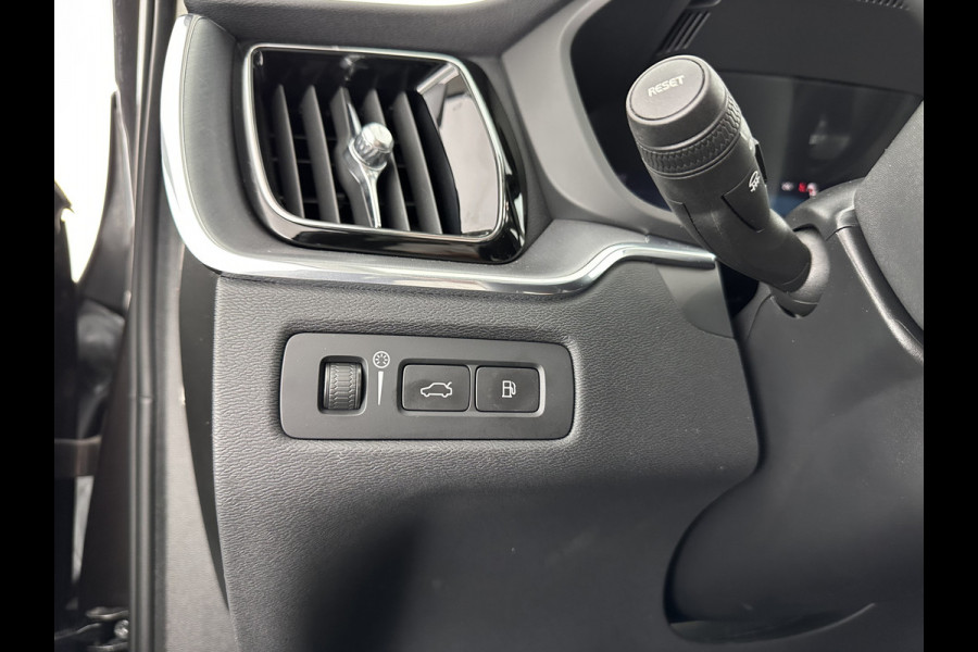 Volvo XC60 2.0 T6 Plug-in hybrid AWD Inscription Expression (INCL. BTW)  AUT. *LEATHER | PANO | PLUG-IN | LED*