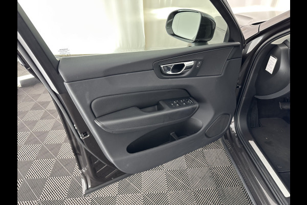 Volvo XC60 2.0 T6 Plug-in hybrid AWD Inscription Expression (INCL. BTW)  AUT. *LEATHER | PANO | PLUG-IN | LED*