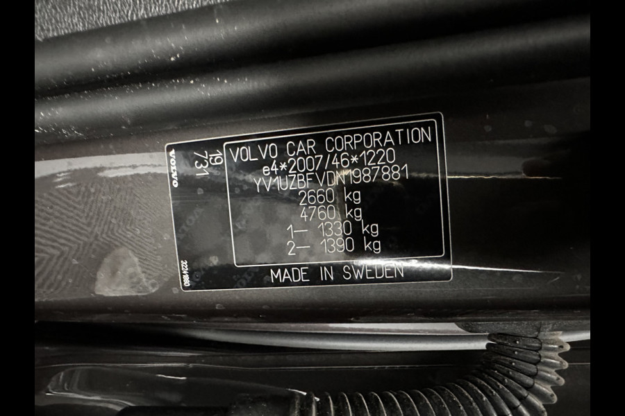 Volvo XC60 2.0 T6 Plug-in hybrid AWD Inscription Expression (INCL. BTW)  AUT. *LEATHER | PANO | PLUG-IN | LED*
