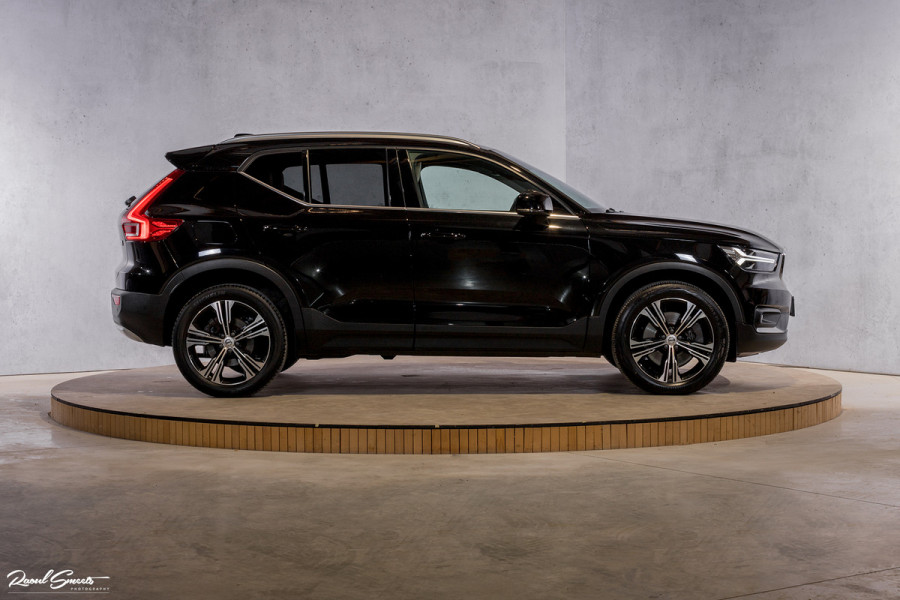 Volvo XC40 1.5 T4 Recharge Inscription | Adaptieve cruise | Apple carplay | Premium audio | Zwenkbare Trekhaak |