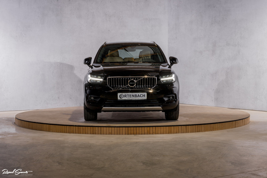 Volvo XC40 1.5 T4 Recharge Inscription | Adaptieve cruise | Apple carplay | Premium audio | Zwenkbare Trekhaak |