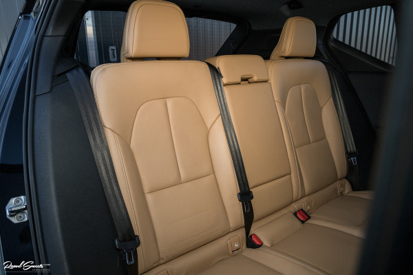 Volvo XC40 1.5 T4 Recharge Inscription | Adaptieve cruise | Apple carplay | Premium audio | Zwenkbare Trekhaak |