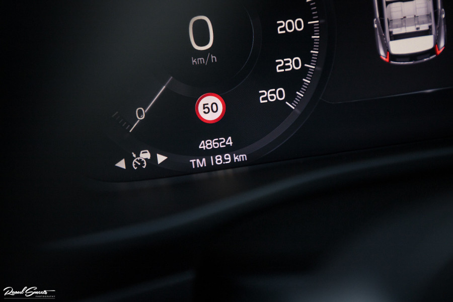 Volvo XC40 1.5 T4 Recharge Inscription | Adaptieve cruise | Apple carplay | Premium audio | Zwenkbare Trekhaak |