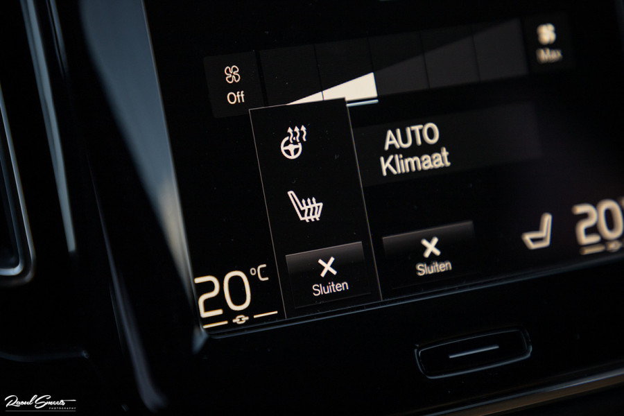 Volvo XC40 1.5 T4 Recharge Inscription | Adaptieve cruise | Apple carplay | Premium audio | Zwenkbare Trekhaak |