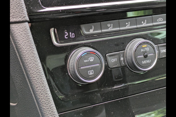 Volkswagen GOLF Variant 1.5 TSI Highline Business R|Camera|Adaptive-Cruise|Stoelverwarming|Apple-Carplay / Android-Auto