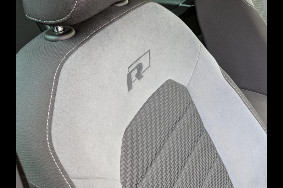 Volkswagen GOLF Variant 1.5 TSI Highline Business R|Camera|Adaptive-Cruise|Stoelverwarming|Apple-Carplay / Android-Auto