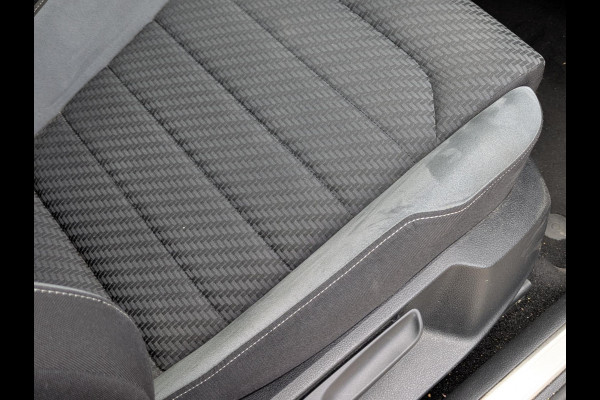 Volkswagen GOLF Variant 1.5 TSI Highline Business R|Camera|Adaptive-Cruise|Stoelverwarming|Apple-Carplay / Android-Auto