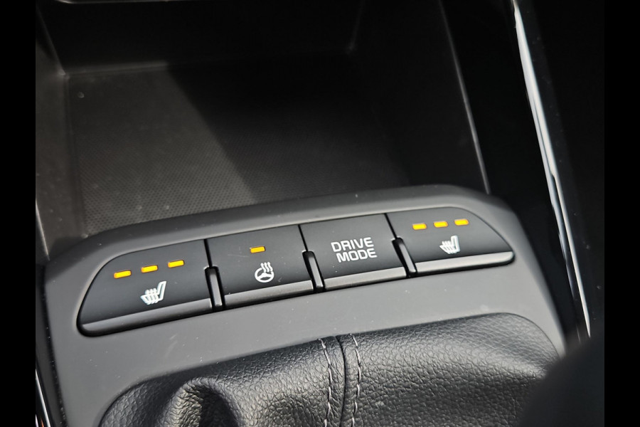 Kia Stonic 1.0 T-GDi MHEV DynamicPlusLine | LMV | Cruise | Navi | LED | Stoel- en Stuurverwarming | Privacy Glass