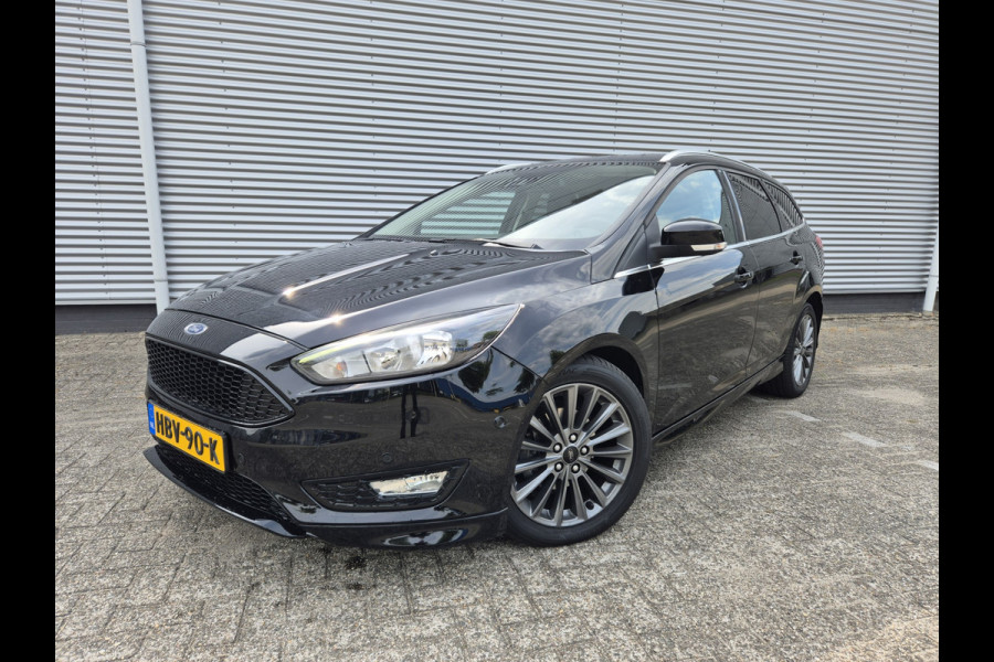 Ford FOCUS Wagon 92KW Titanium ST-Line navigatie,parkeersensoren,stoelverwarming