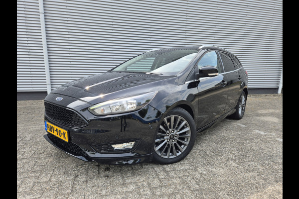 Ford FOCUS Wagon 92KW Titanium ST-Line navigatie,parkeersensoren,stoelverwarming