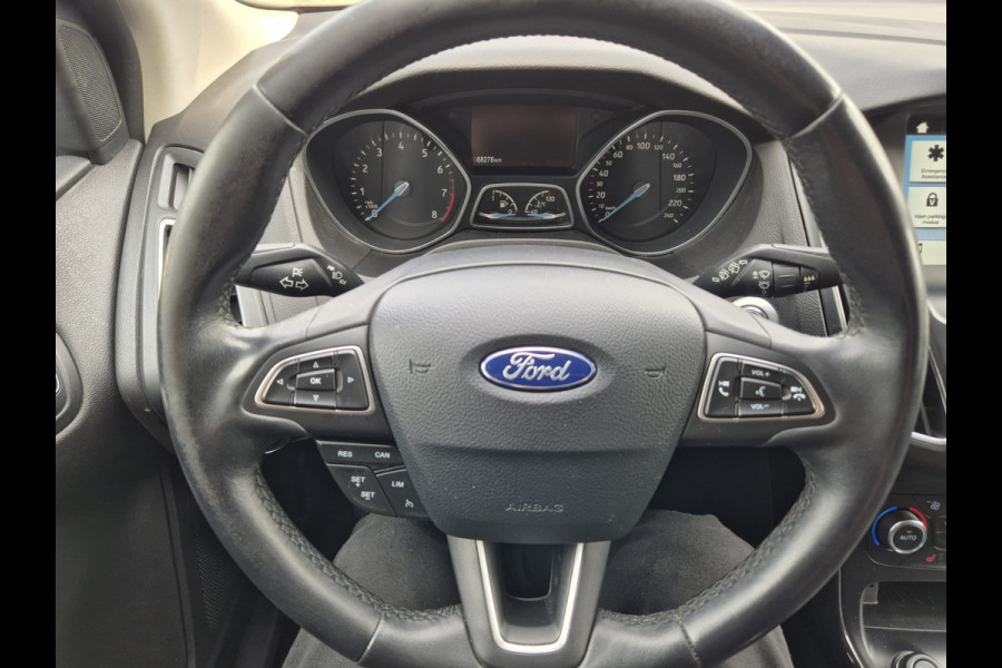 Ford FOCUS Wagon 92KW Titanium ST-Line navigatie,parkeersensoren,stoelverwarming