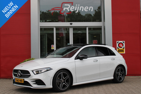 Mercedes-Benz A-Klasse 180 136PK AUTOMAAT AMG LINE | STERRENHEMEL! | PANORAMISCH SCHUIF/KANTEL DAK | SFEER VERLICHTING | NAVIGATIE | ACHTERUITRIJ CAMERA | PARKEERSENSOREN VOOR EN ACHTER | HIGH PERFORMANCE LED KOPLAMPEN | STOEL VERWARMING | KEYLESS - GO | SPIEGEL PAKKET | NIGHT PAKKET | LICHTMETALEN VELGEN 18" | EERSTE EIGENAAR! |