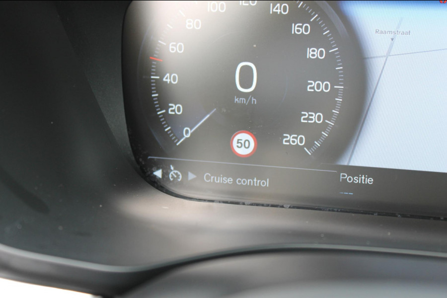 Volvo XC60 T8 390PK Automaat Twin Engine AWD Inscription Apple CarPlay / Cruise Control / Android auto / Panoramadak / Achteruitrij camera / Elektrisch bedienbare bestuurdersstoel met geheugen / Parkeersensoren voor en achter /