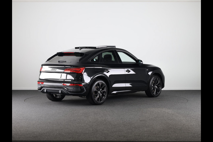 Audi Q5 Sportback S edition Competition 50 TFSI e 299pk | Luchtvering | Panoramadak | B&O | ACC | 360 camera | Assistentiepakket | Matrix LED