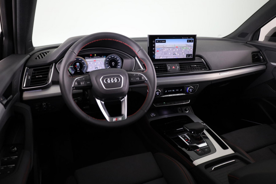 Audi Q5 Sportback S edition Competition 50 TFSI e 299pk | Luchtvering | Panoramadak | B&O | ACC | 360 camera | Assistentiepakket | Matrix LED
