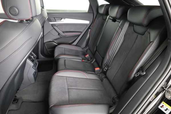Audi Q5 Sportback S edition Competition 50 TFSI e 299pk | Luchtvering | Panoramadak | B&O | ACC | 360 camera | Assistentiepakket | Matrix LED