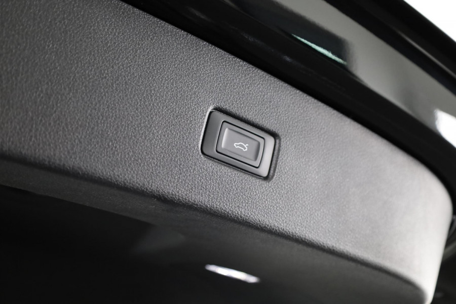 Audi Q5 Sportback S edition Competition 50 TFSI e 299pk | Luchtvering | Panoramadak | B&O | ACC | 360 camera | Assistentiepakket | Matrix LED