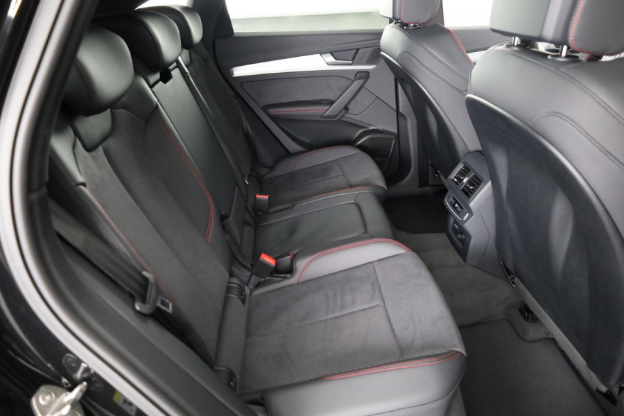 Audi Q5 Sportback S edition Competition 50 TFSI e 299pk | Luchtvering | Panoramadak | B&O | ACC | 360 camera | Assistentiepakket | Matrix LED