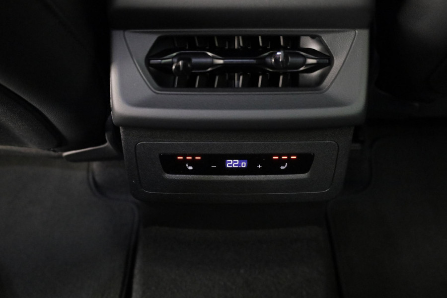 Audi Q6 e-tron Advanced edition e-tron perf 225kW/306pk 100Kwh Ha Tech Plus pakket, sportstoelen met leder, omgevingscamera's, adaptive cruisecontrol, verwarmbare voor en achterstoelen