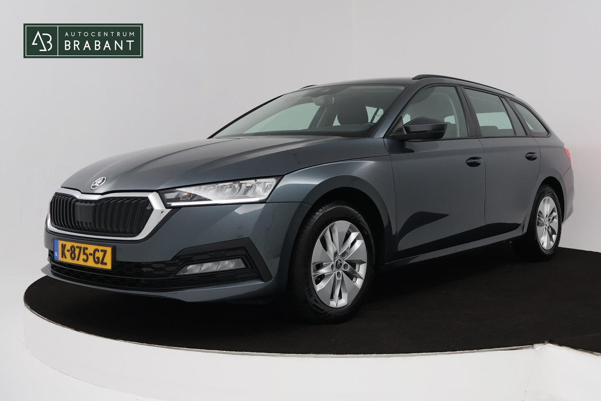 Škoda Octavia Combi 1.0 TSI Business Edition (PARKEERSENSOREN, CRUISE CONTROL, NAVIGATIE, CARPLAY, NL-AUTO, GOED ONDERHOUDEN) Škoda Octavia Combi 1.0 TSI Business Edition (PARKEERSENSOREN, CRUISE CONTROL, NAVIGATIE, CARPLAY, NL-AUTO, GOED ONDERHOUDEN)