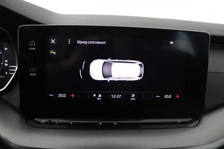 Škoda Octavia Combi 1.0 TSI Business Edition (PARKEERSENSOREN, CRUISE CONTROL, NAVIGATIE, CARPLAY, NL-AUTO, GOED ONDERHOUDEN)