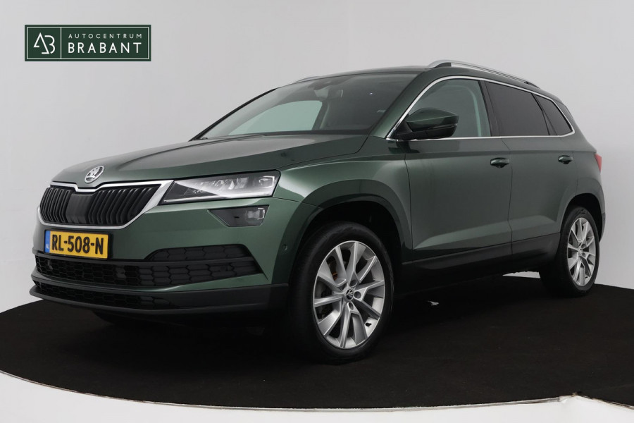 Škoda Karoq 1.5 TSI ACT Style Business (PANORAMADAK, STOELVERWARMING, CAMERA, ELEKTR STOELEN, SFEERVERLICHTING, NL-AUTO)