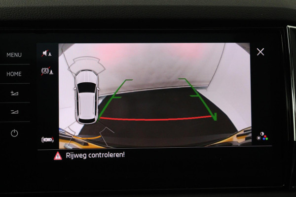 Škoda Karoq 1.5 TSI ACT Style Business (PANORAMADAK, STOELVERWARMING, CAMERA, ELEKTR STOELEN, SFEERVERLICHTING, NL-AUTO)